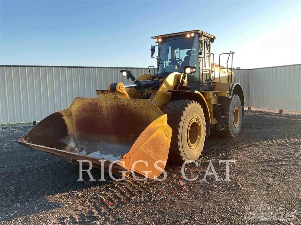 CAT 950M 3F Gumikerekes homlokrakodók