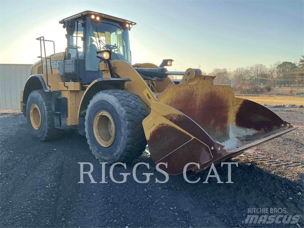 CAT 950M 3F Gumikerekes homlokrakodók