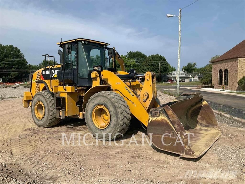 CAT 950M 3Q Gumikerekes homlokrakodók