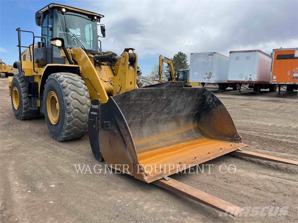 CAT 950M FC Gumikerekes homlokrakodók
