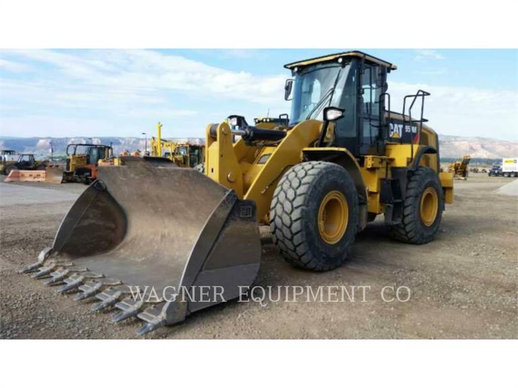 CAT 950M FC Gumikerekes homlokrakodók