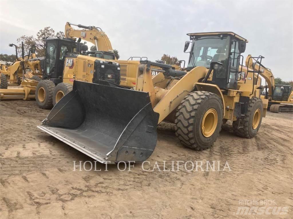 CAT 950M HL Gumikerekes homlokrakodók
