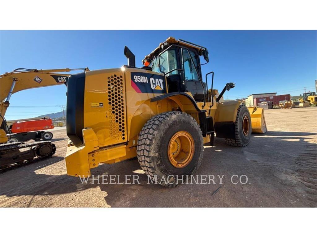 CAT 950M JRB Gumikerekes homlokrakodók