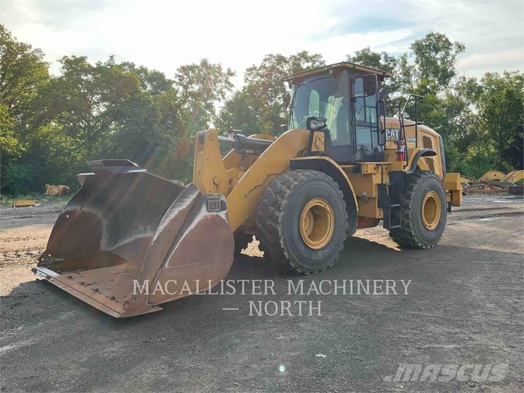 CAT 950M Q Gumikerekes homlokrakodók