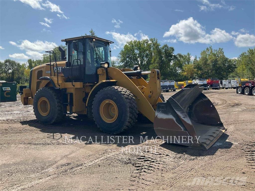 CAT 950M Q Gumikerekes homlokrakodók