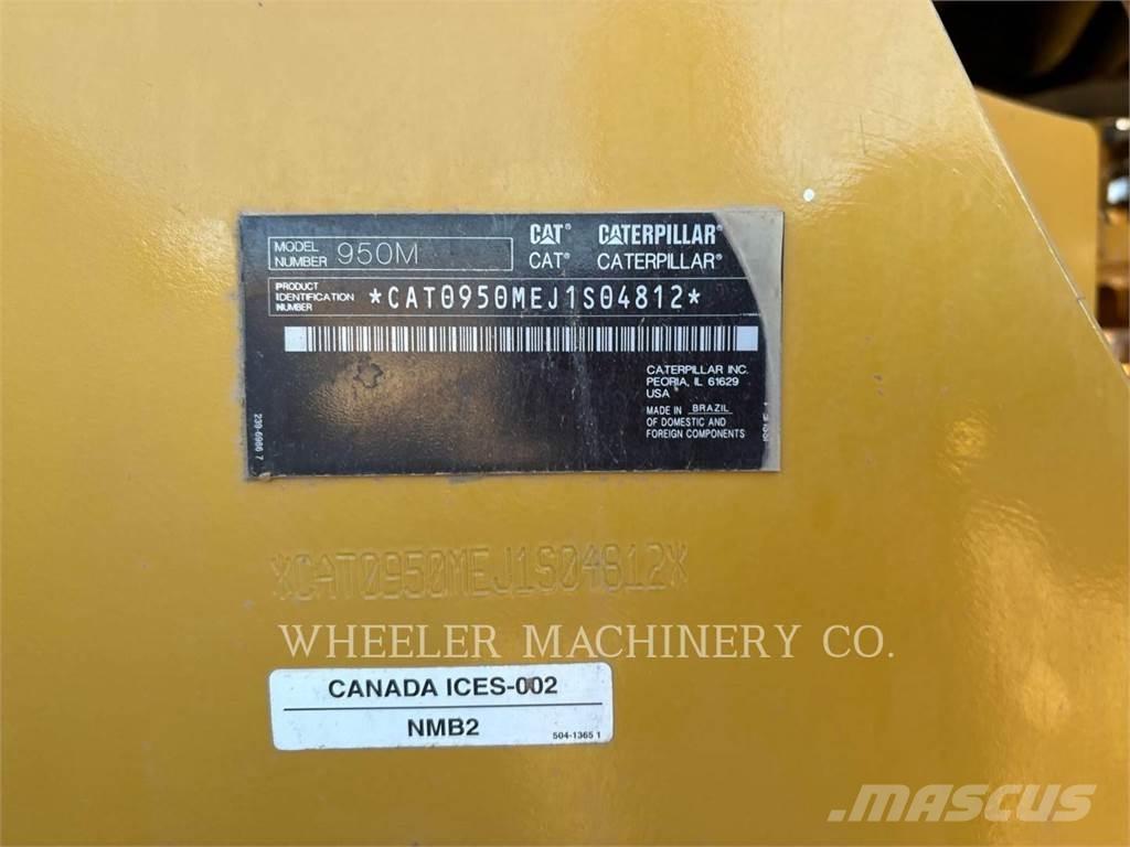 CAT 950M QC Gumikerekes homlokrakodók