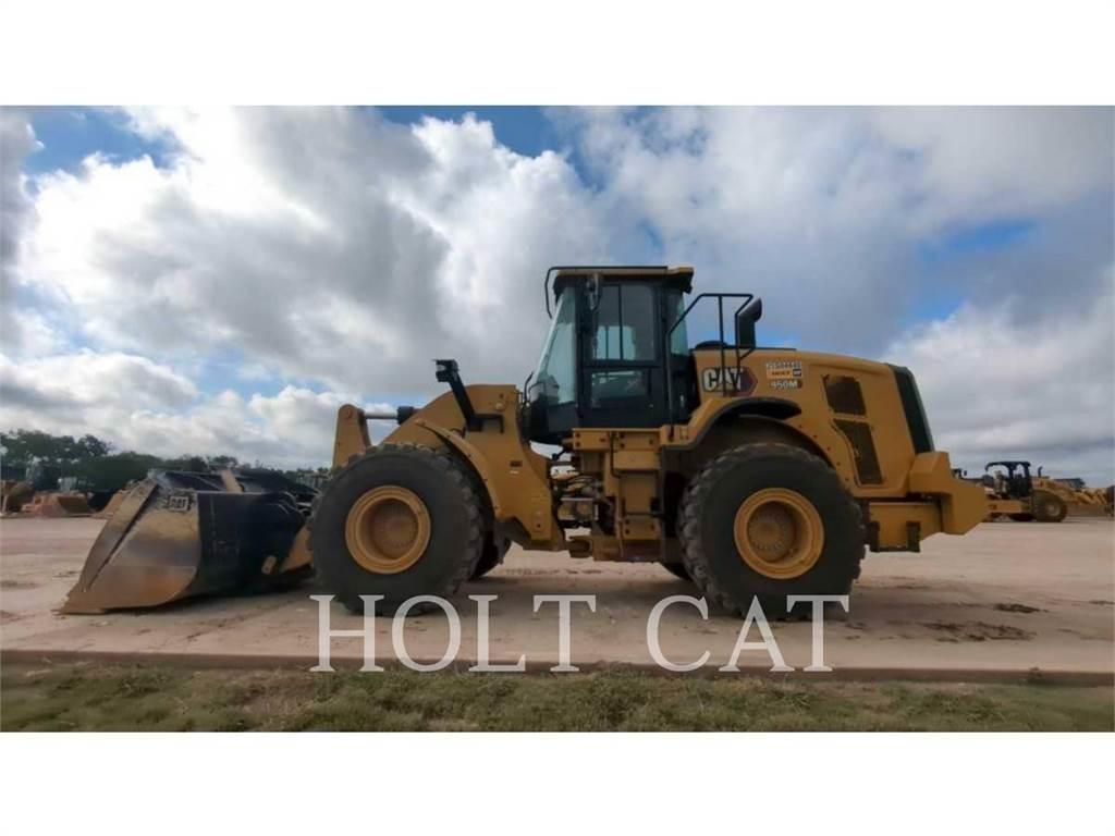 CAT 950M QC Gumikerekes homlokrakodók