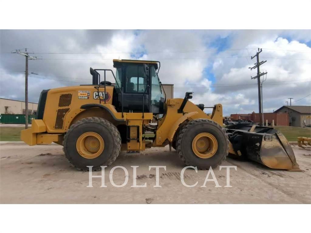 CAT 950M QC Gumikerekes homlokrakodók