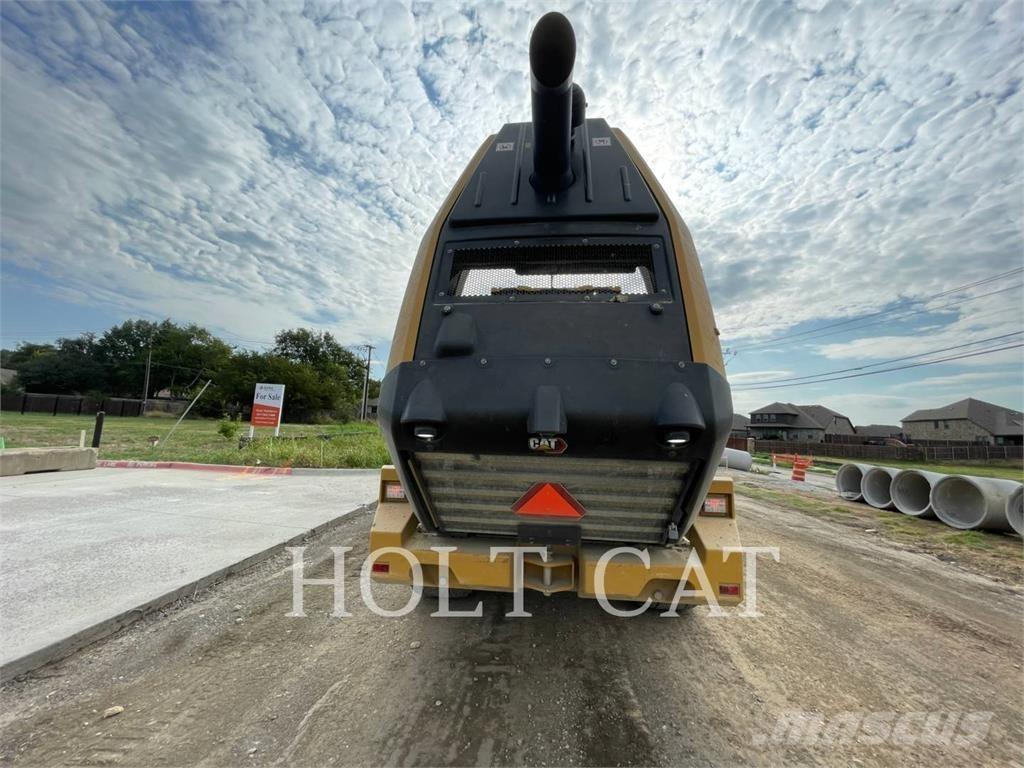 CAT 950M QC Gumikerekes homlokrakodók