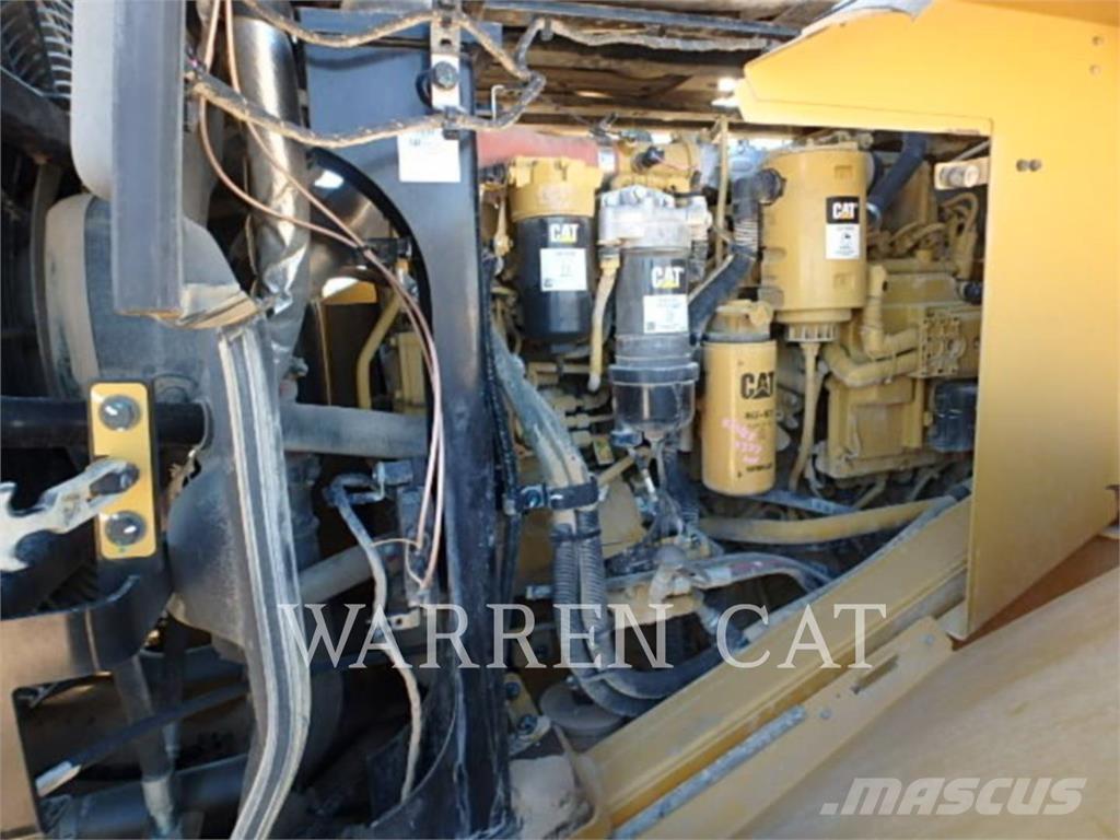 CAT 950M SW Gumikerekes homlokrakodók