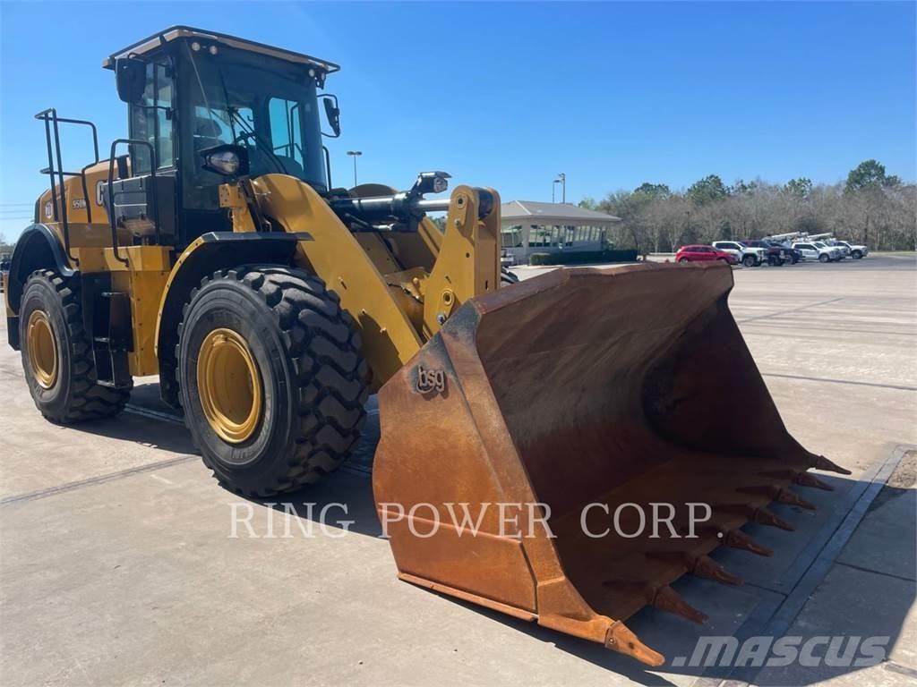 CAT 950MQC Gumikerekes homlokrakodók
