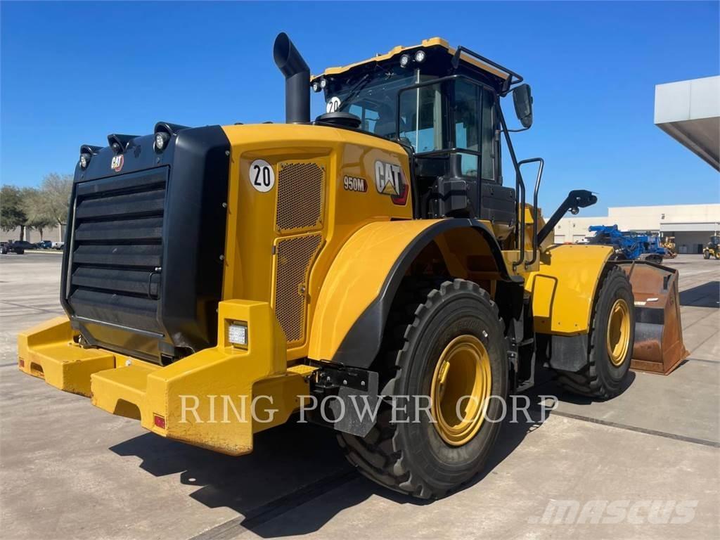 CAT 950MQC Gumikerekes homlokrakodók