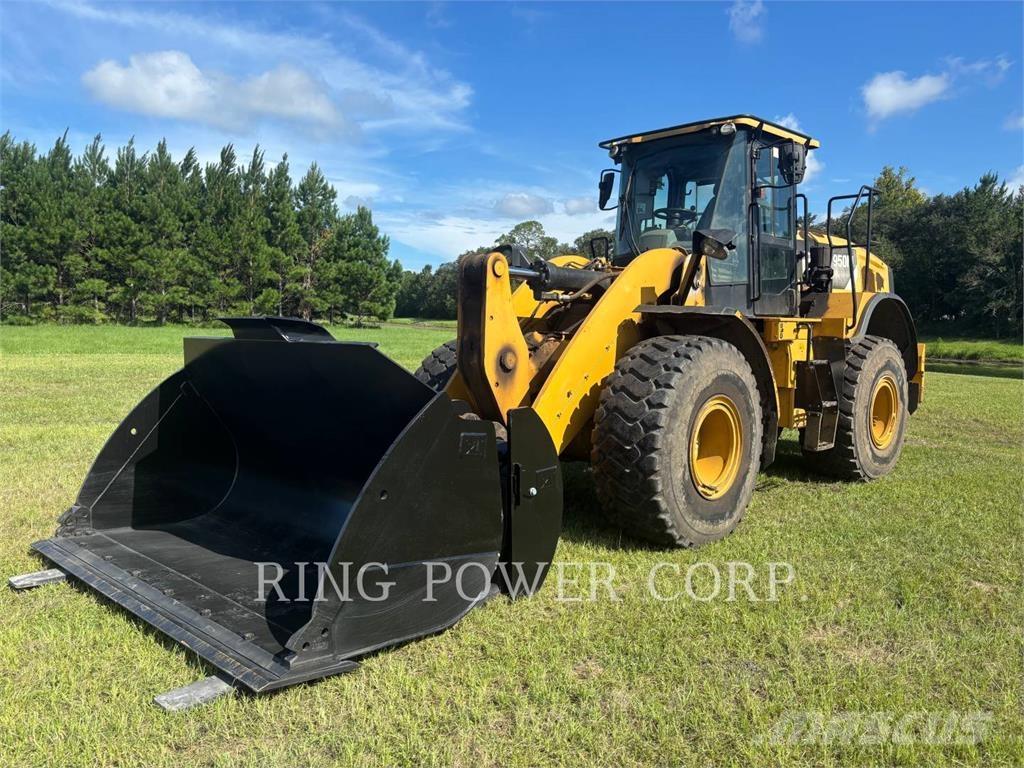 CAT 950MQC Gumikerekes homlokrakodók