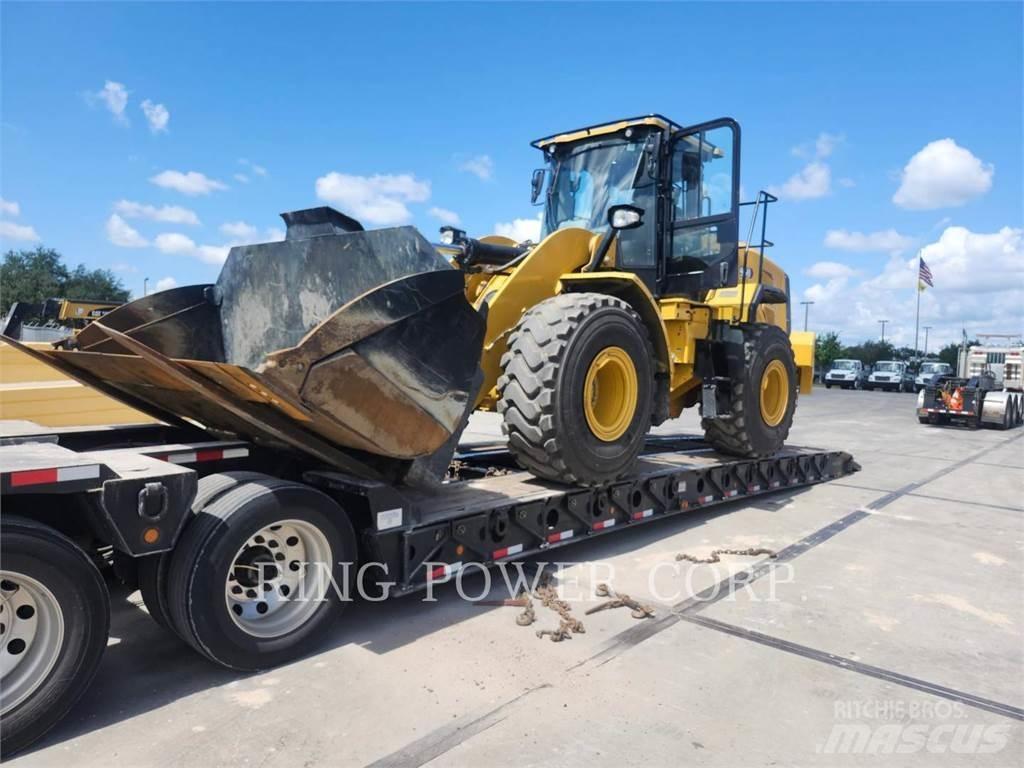 CAT 950QC Gumikerekes homlokrakodók
