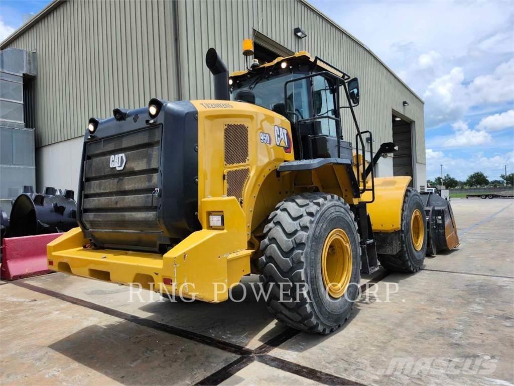 CAT 950QC Gumikerekes homlokrakodók