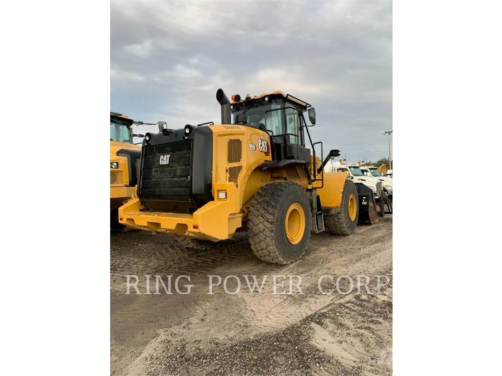CAT 950QC Gumikerekes homlokrakodók