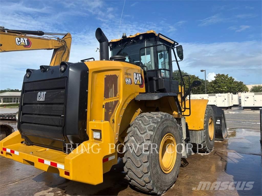 CAT 950QC3V Gumikerekes homlokrakodók