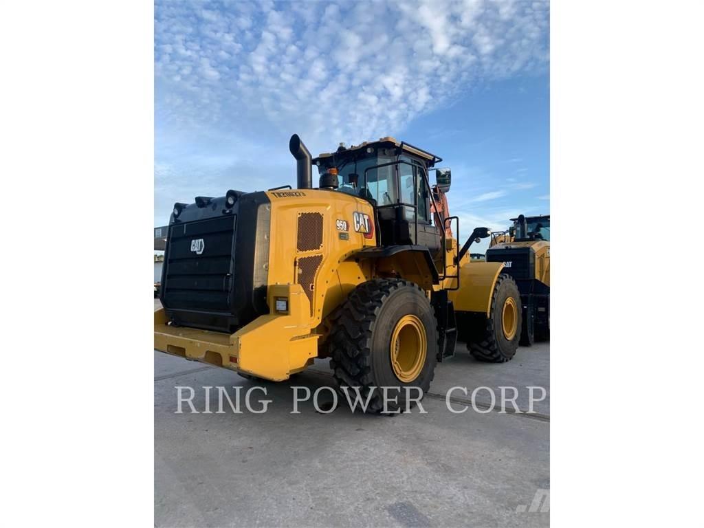 CAT 950QC3V Gumikerekes homlokrakodók