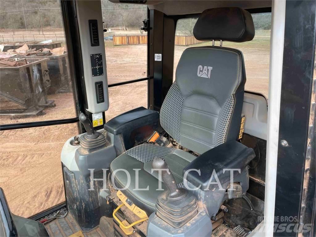 CAT 95312 Lánctalpas homlokrakodók