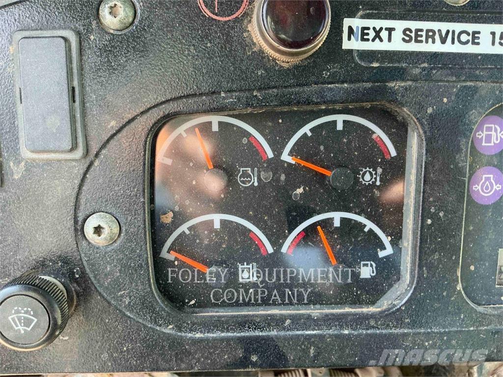 CAT 953C Lánctalpas homlokrakodók