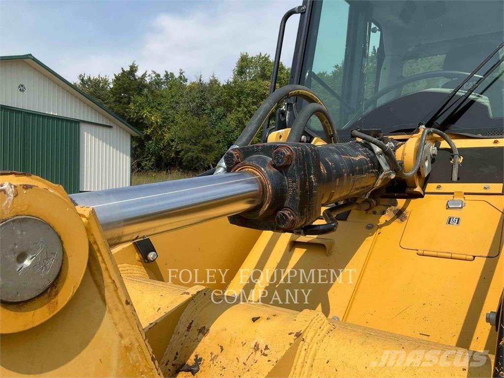 CAT 953D Lánctalpas homlokrakodók