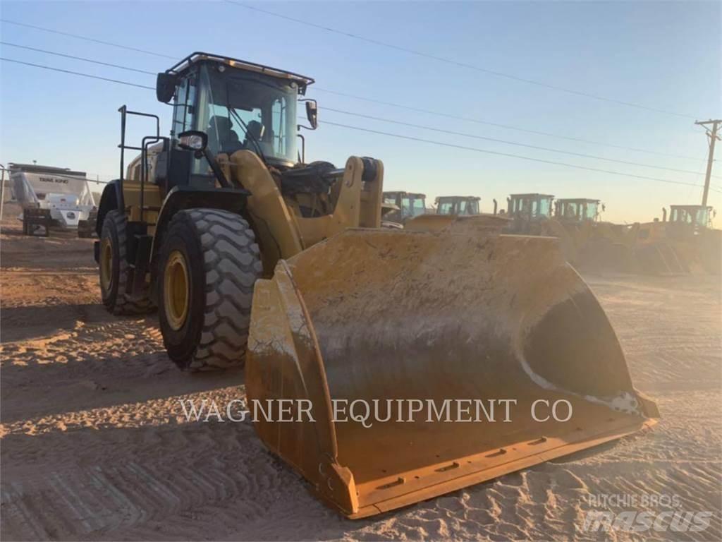 CAT 962 Gumikerekes homlokrakodók