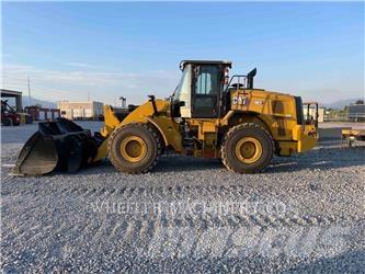 CAT 962 QC Gumikerekes homlokrakodók
