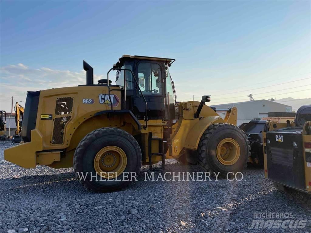 CAT 962 QC Gumikerekes homlokrakodók