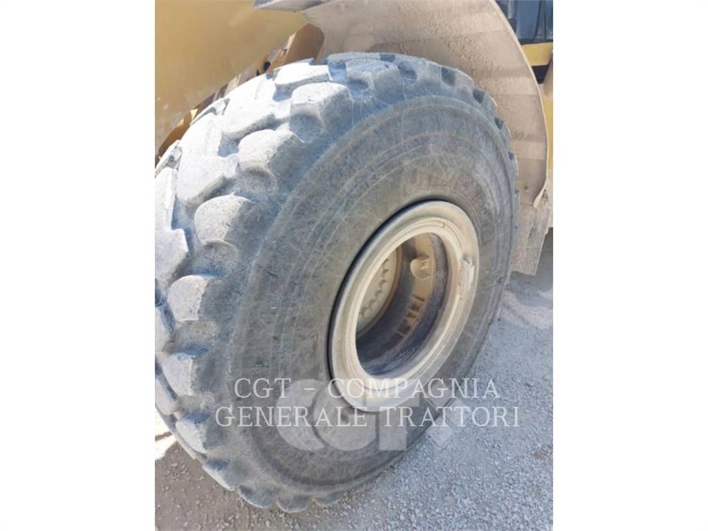 CAT 962G2 Gumikerekes homlokrakodók