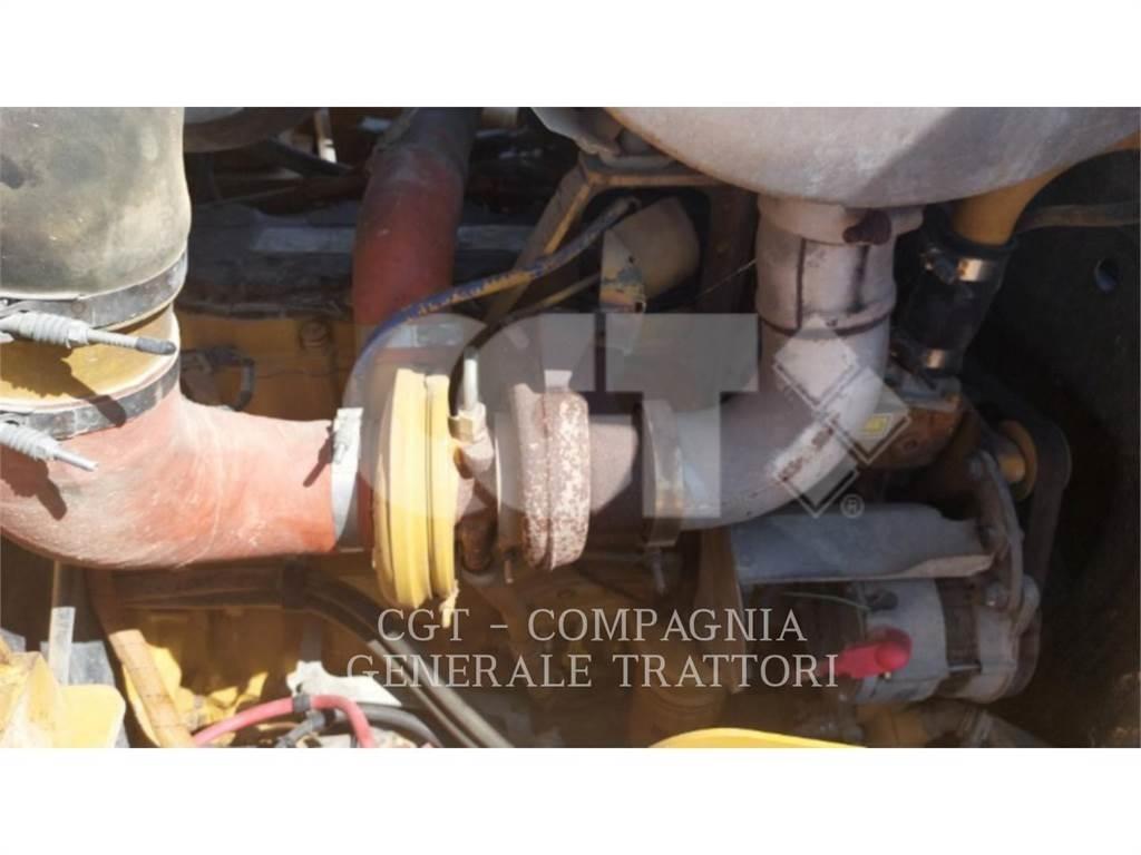 CAT 962H Gumikerekes homlokrakodók