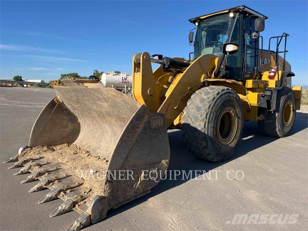 CAT 962K Gumikerekes homlokrakodók
