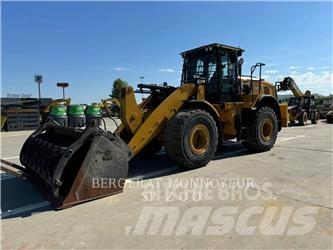 CAT 962M Gumikerekes homlokrakodók