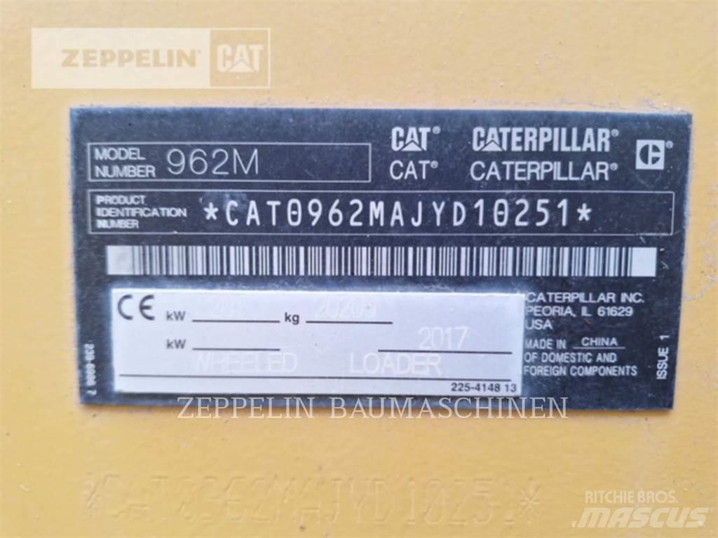 CAT 962M Gumikerekes homlokrakodók