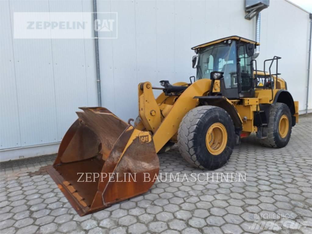 CAT 962M Gumikerekes homlokrakodók