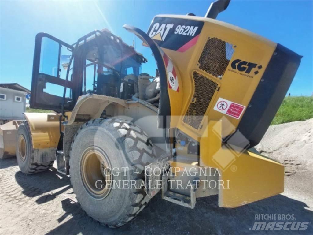 CAT 962M Gumikerekes homlokrakodók