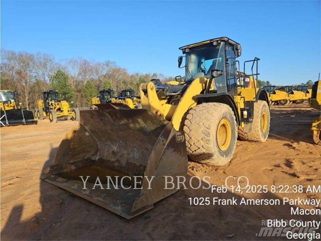 CAT 962M Gumikerekes homlokrakodók