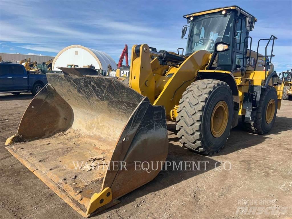 CAT 962M Gumikerekes homlokrakodók