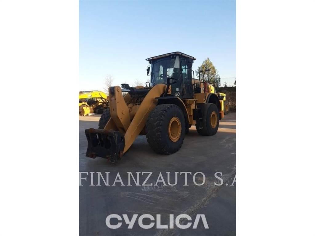 CAT 962M Gumikerekes homlokrakodók