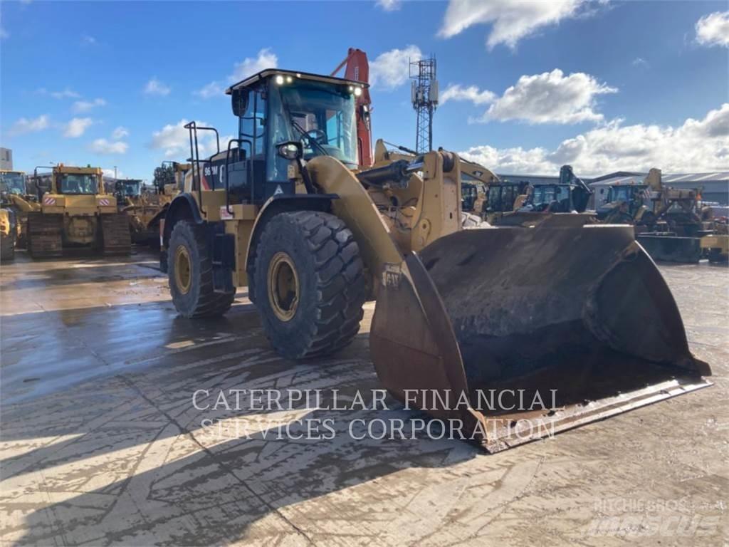 CAT 962M Gumikerekes homlokrakodók