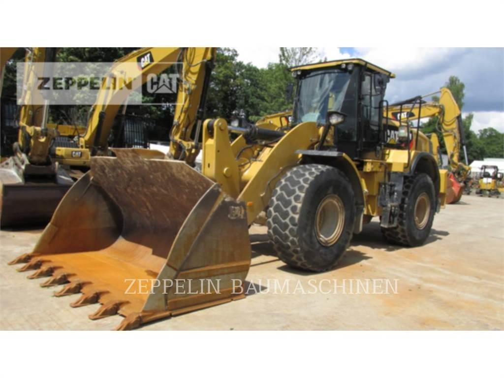 CAT 962M Gumikerekes homlokrakodók