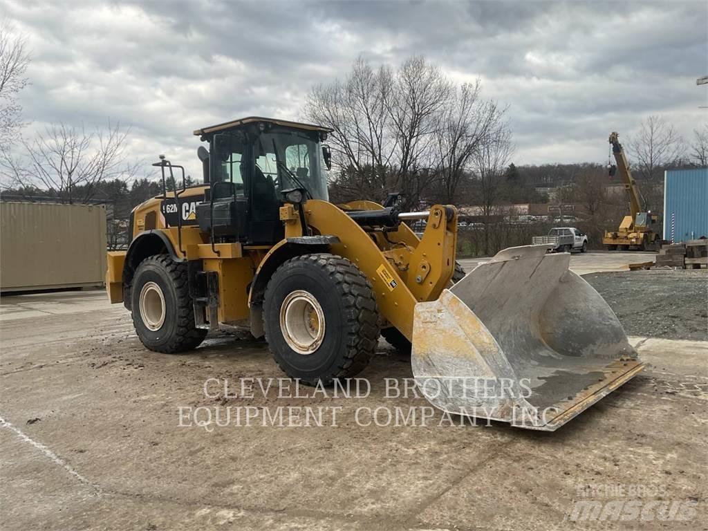 CAT 962M Gumikerekes homlokrakodók
