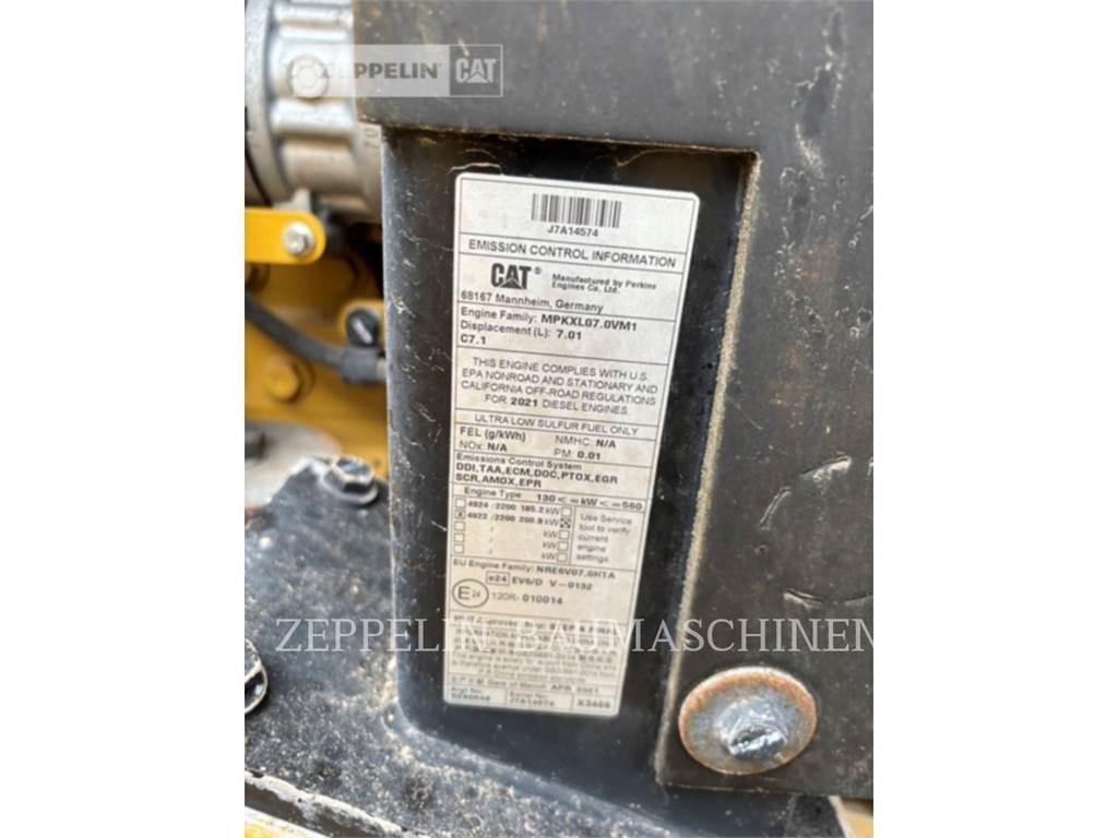 CAT 962M Gumikerekes homlokrakodók