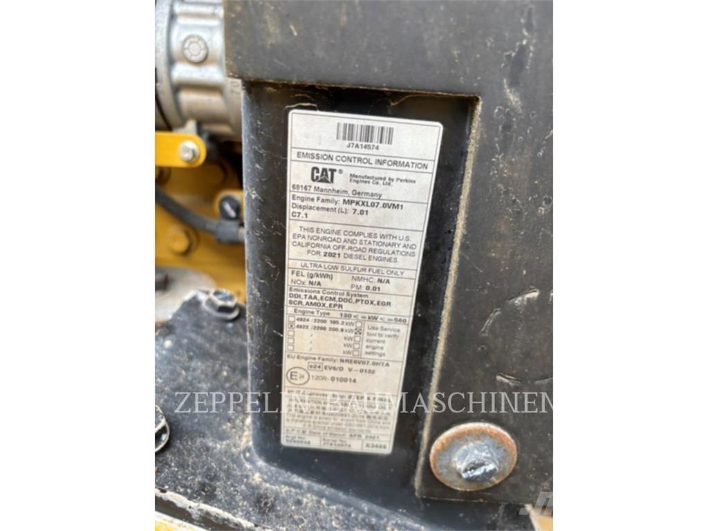 CAT 962M Gumikerekes homlokrakodók