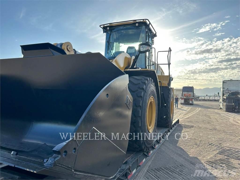 CAT 962M QC Gumikerekes homlokrakodók