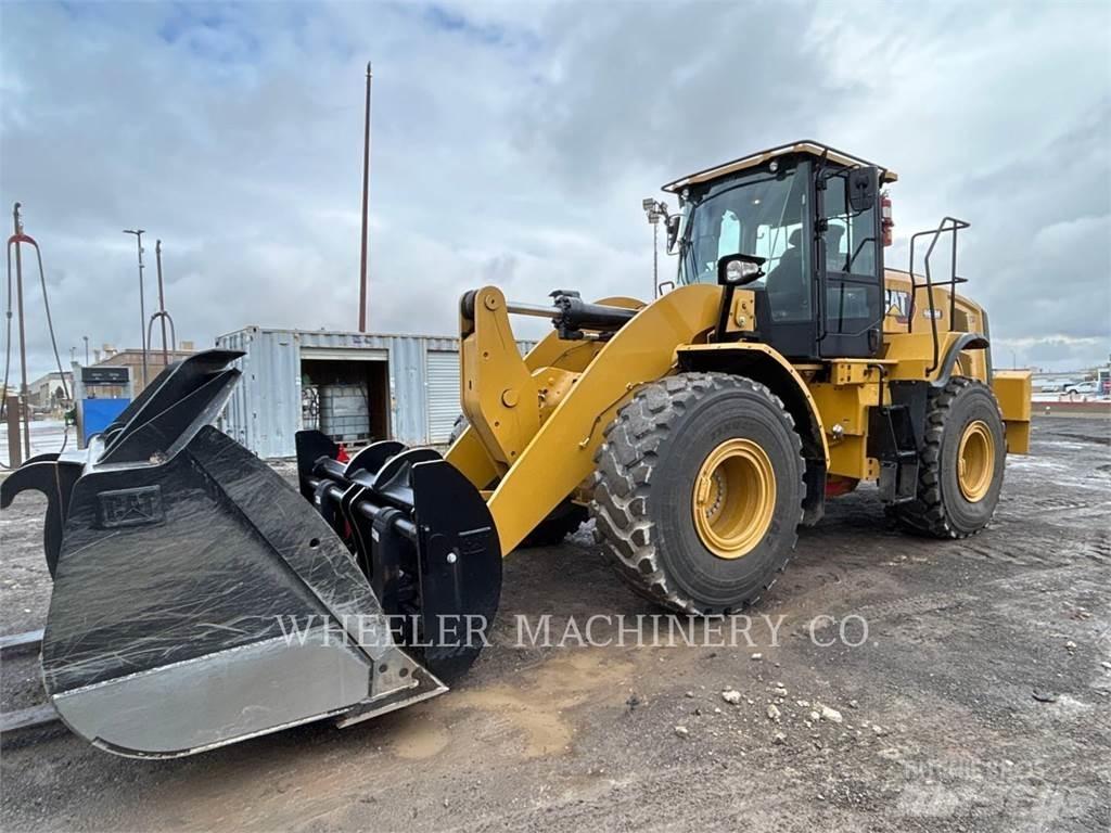 CAT 962M QC 3V Gumikerekes homlokrakodók
