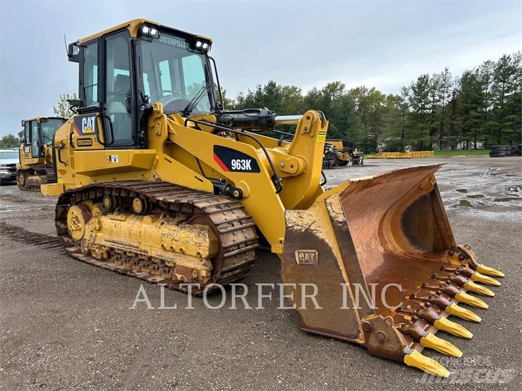 CAT 963K Gumikerekes homlokrakodók