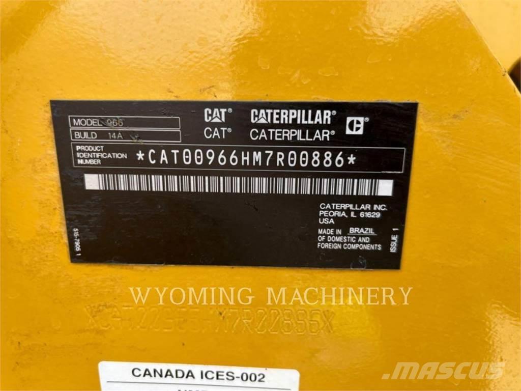 CAT 966 Gumikerekes homlokrakodók