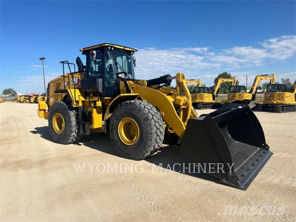 CAT 966 Gumikerekes homlokrakodók