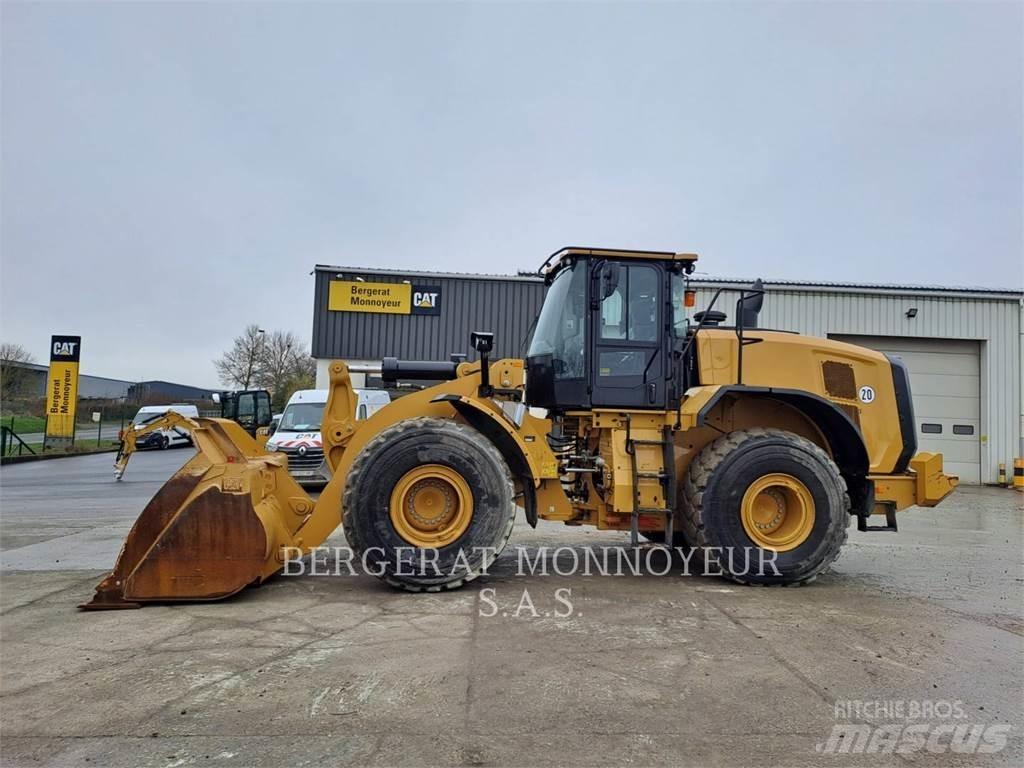 CAT 966 Gumikerekes homlokrakodók