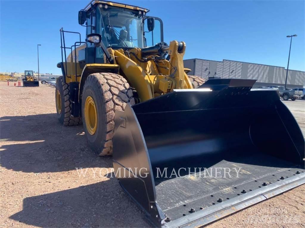 CAT 966 Gumikerekes homlokrakodók